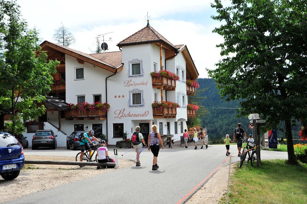 Hotel Landgasthof Laerchenwald Collepietra Kültér fotó